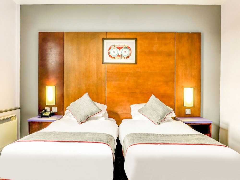 Фото Oyo Flagship Sheffield City Centre