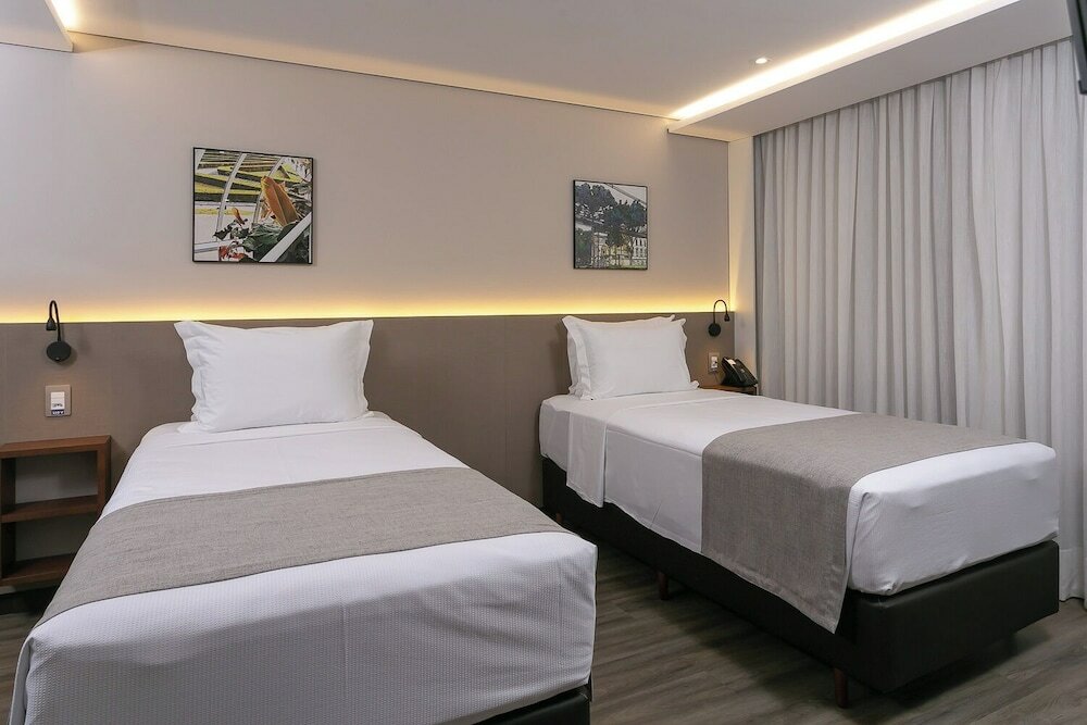 Фото Roochelle Hotel by Nobile