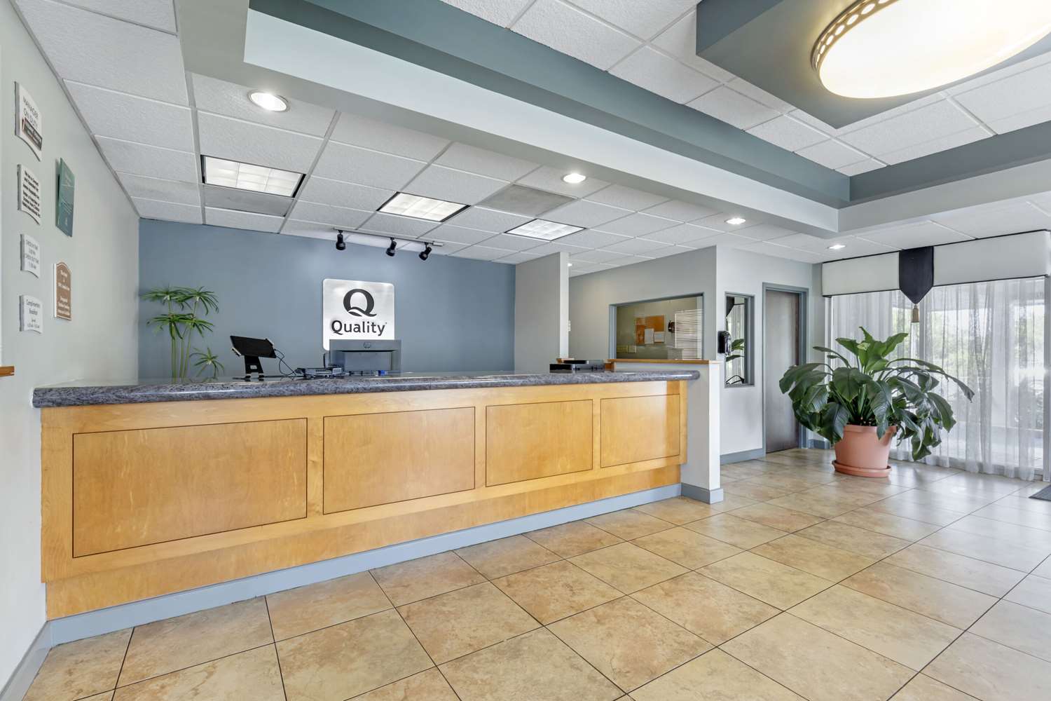 Фото Quality Inn Downtown Stuart