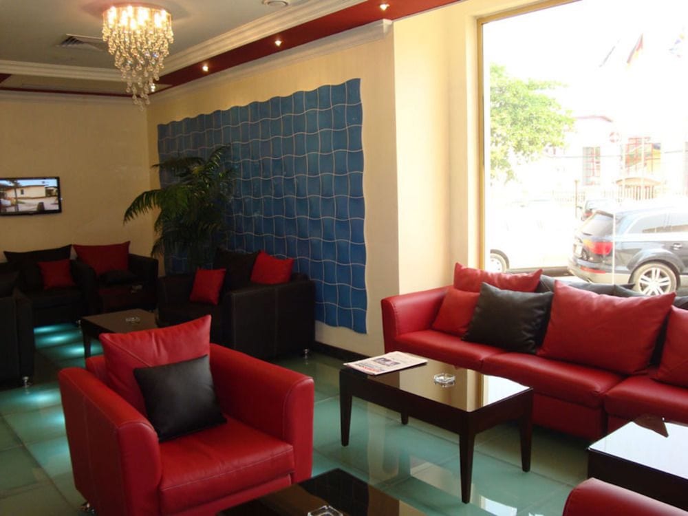 Фото Chesney Hotel