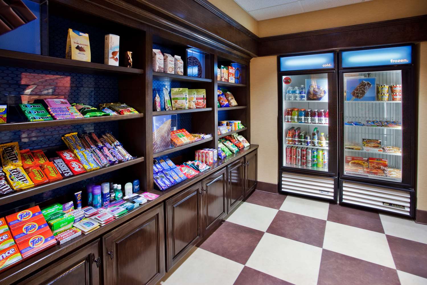 Фото Hampton Inn & Suites Oxford Anniston