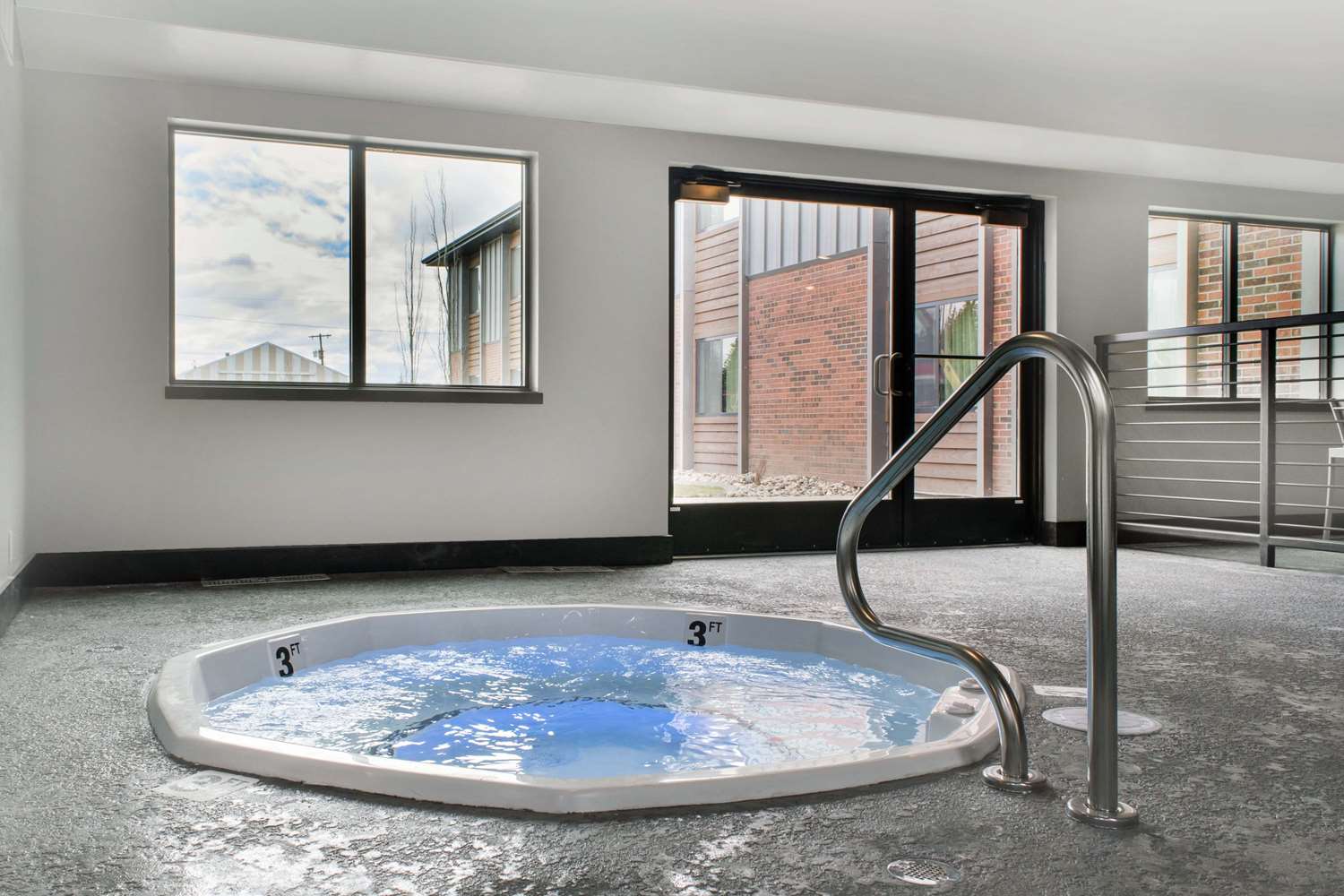 Фото Copper King Convention Center, Ascend Hotel Collection