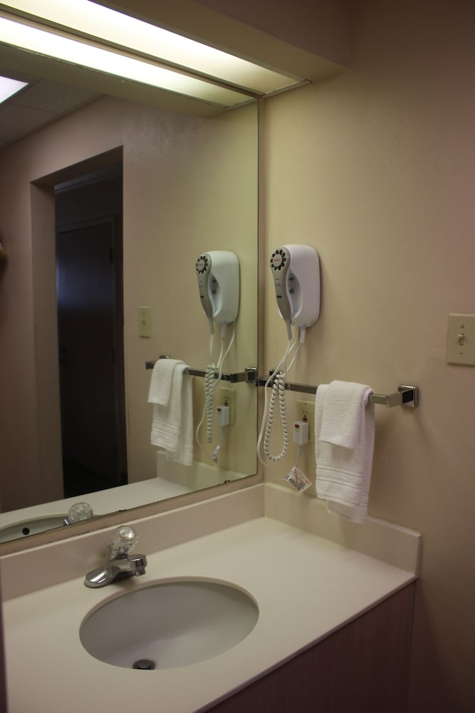 Фото Extend-a-Suites Amarillo West