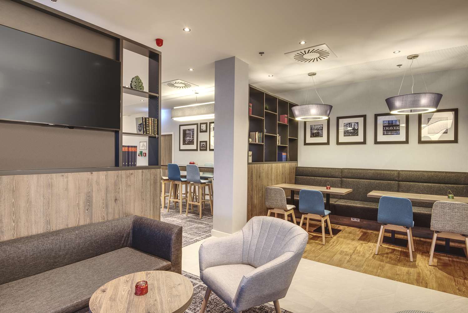 Фото Hampton by Hilton Stuttgart City Centre