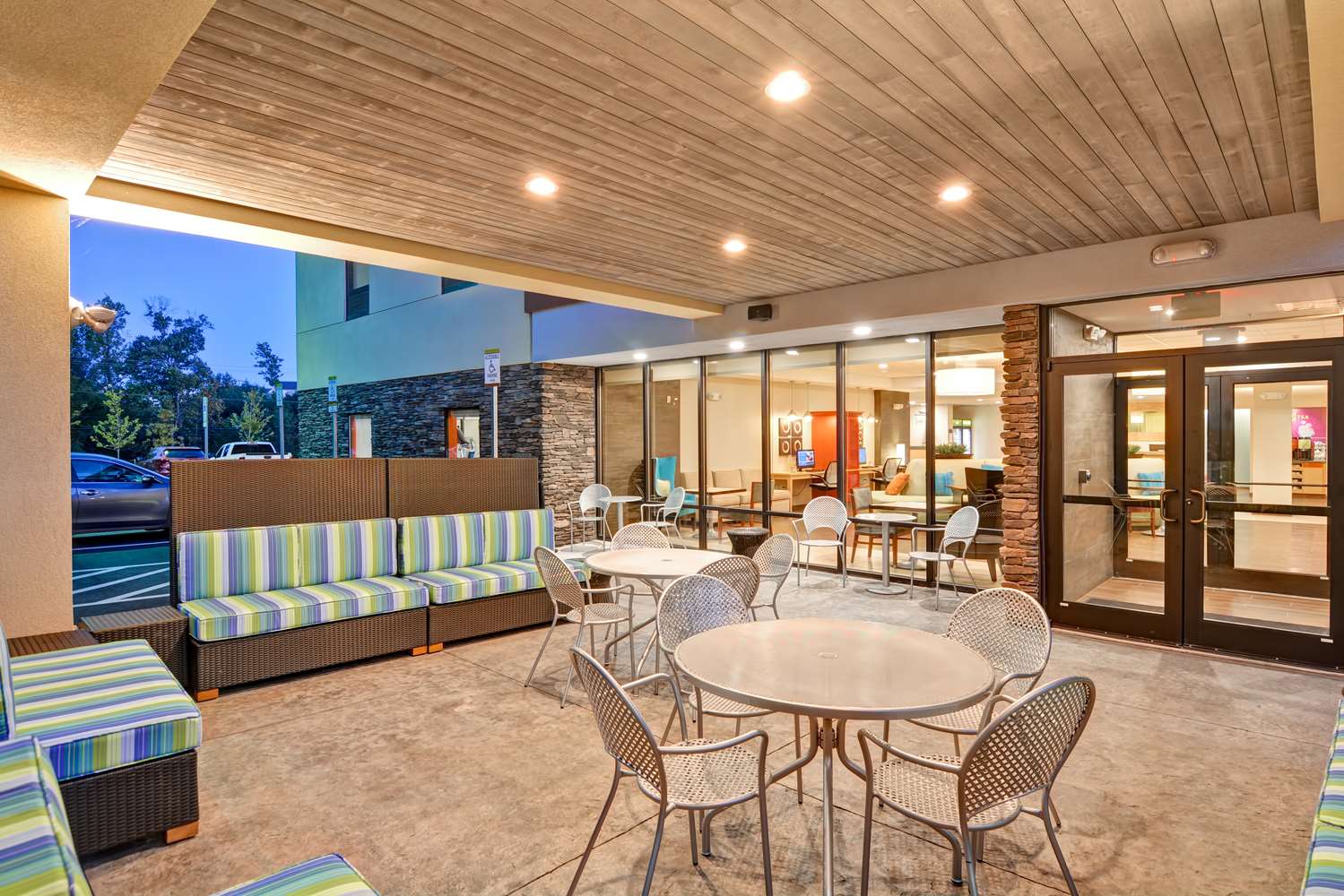 Фото Home2 Suites by Hilton Stafford Quantico