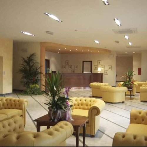 Внешний вид отеля Hotel Conte Verde в Монтеккьо-Эмилии, фото 2