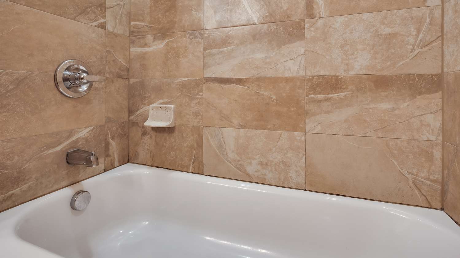 Фото Best Western Plus Bloomington Hotel