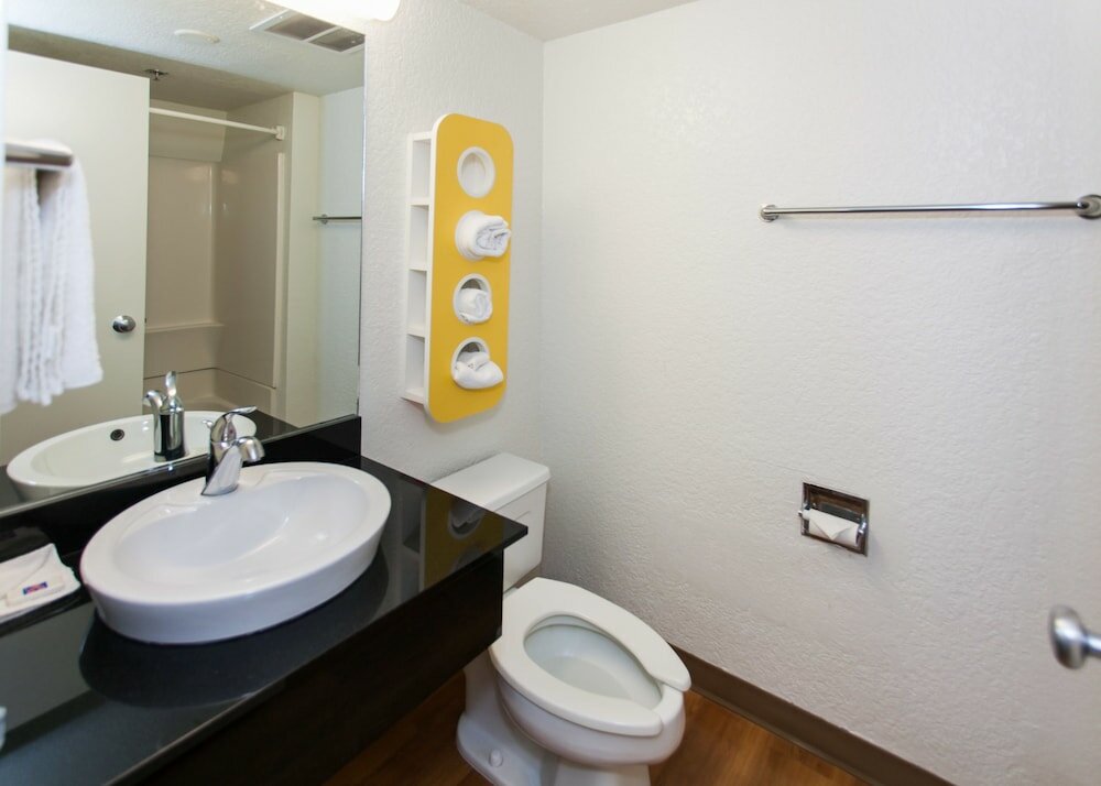 Фото Motel 6 Los Angeles, Ca - Los Angeles - Lax