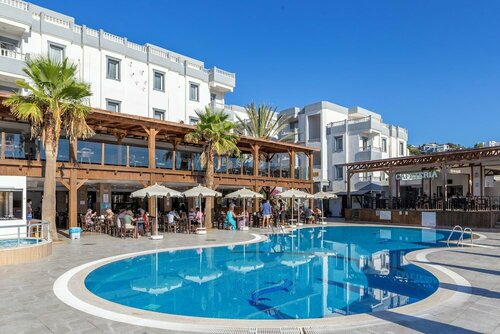 Гостиница Smart Holiday Hotel Bodrum в Бодруме