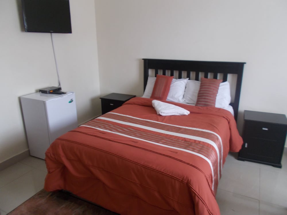 Фото Shema Guest Lodge