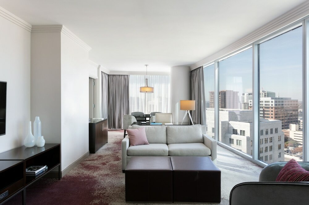 Фото Loews Atlanta Hotel