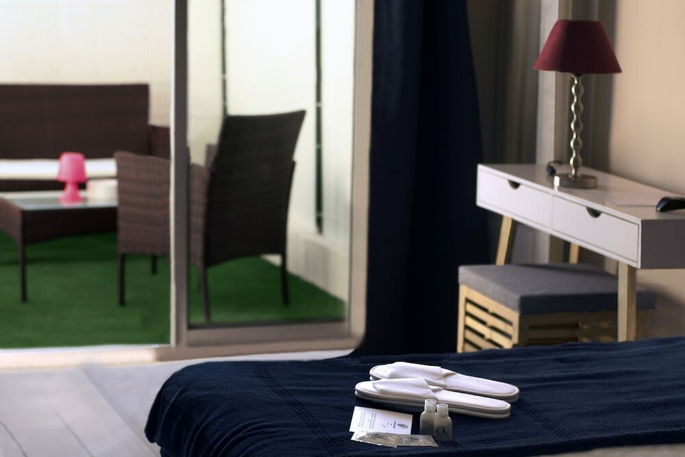 Фото Hôtel Bellevue Cannes