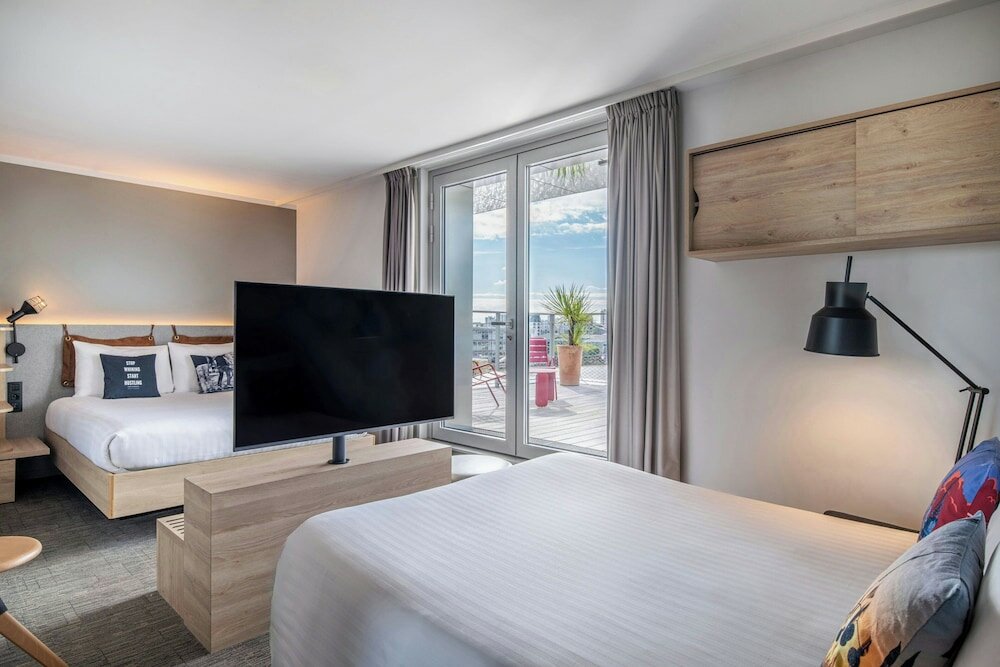 Фото Moxy Bordeaux