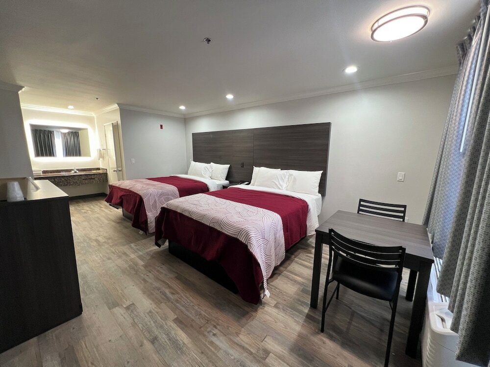 Фото Cloud 9 Inn Lax