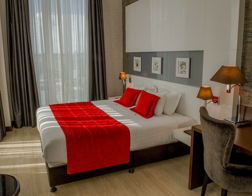 Фото Grand Hotel Downtown