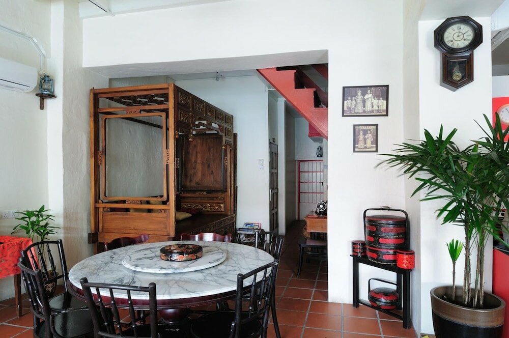 Фото Red Inn Court