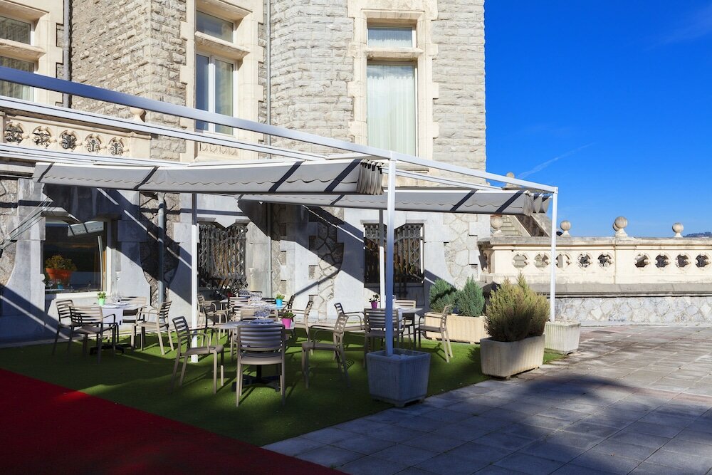 Фото Urh Palacio de Oriol Hotel