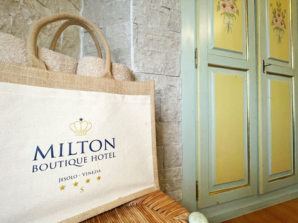 Фото Milton Boutique Hotel