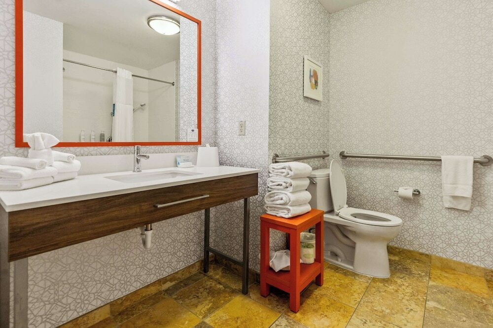 Фото Hampton Inn Temple