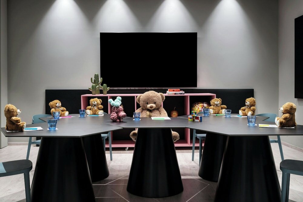 Фото Moxy Athens City