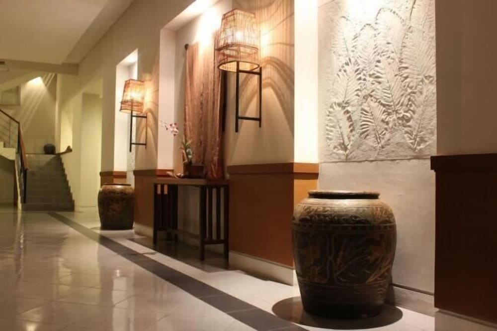 Фото Billiton Hotel & Klub