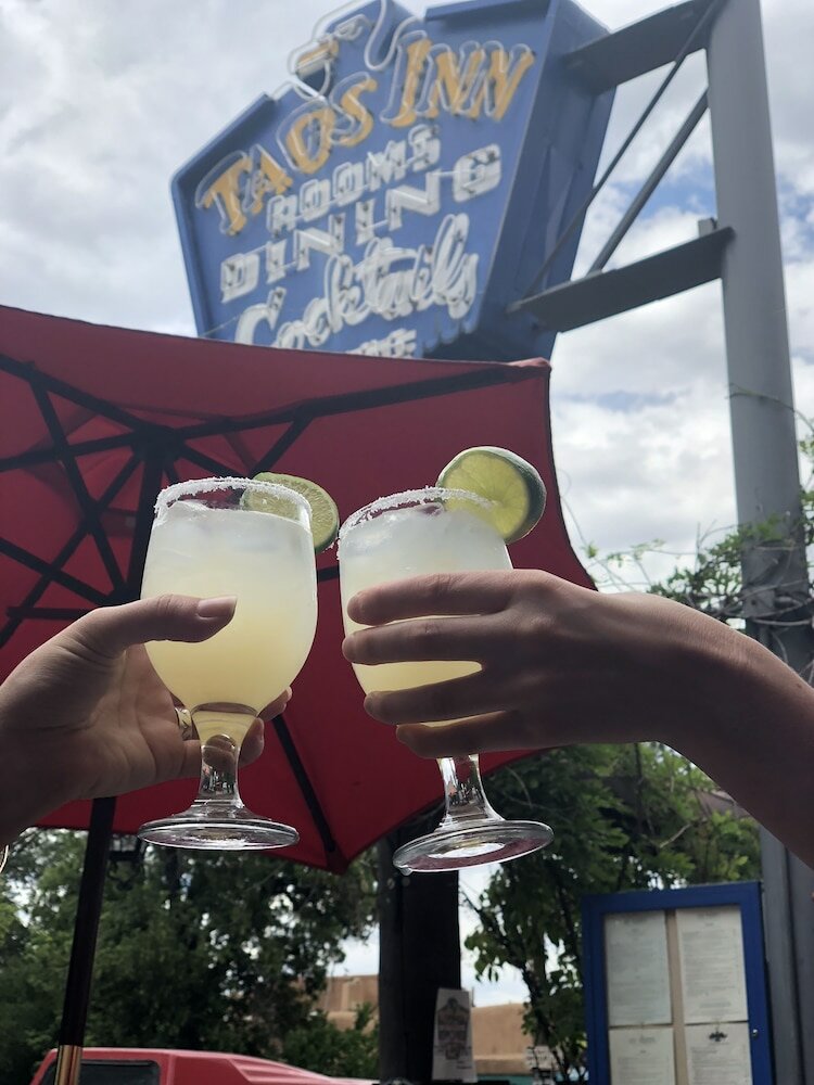 Фото The Historic Taos Inn