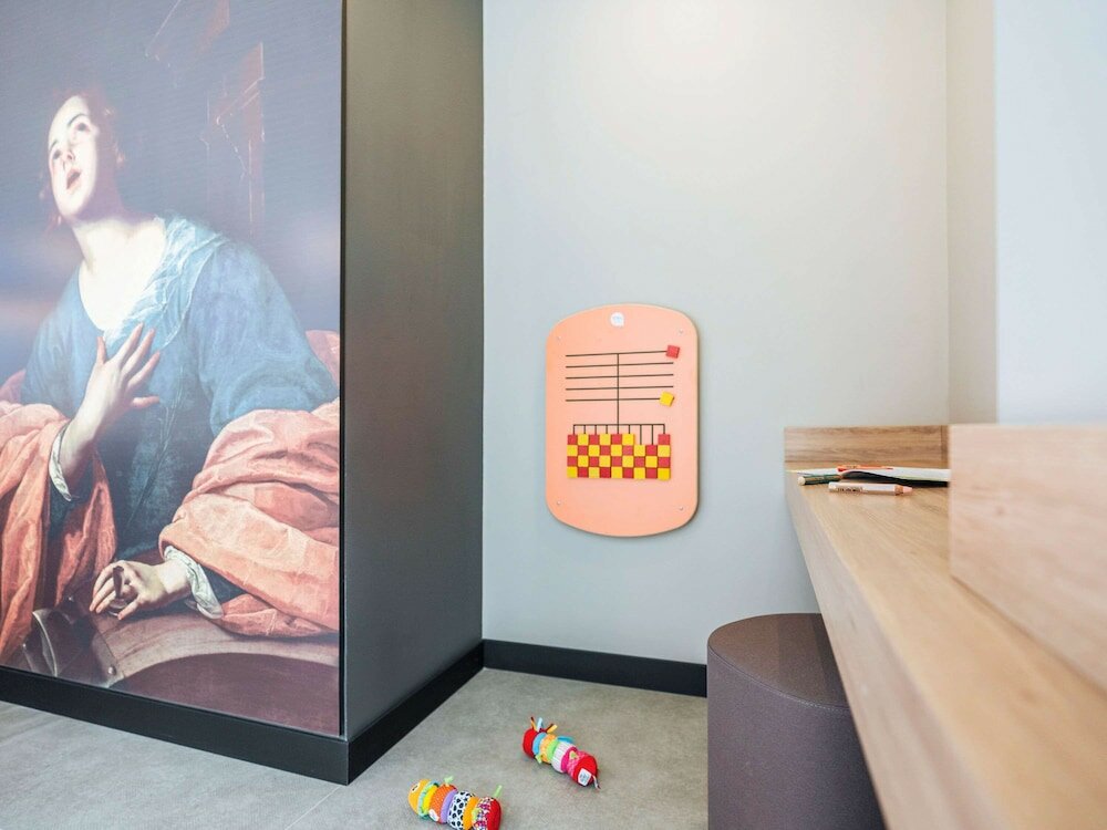 Фото Ibis Styles Le Mans Centre Gare