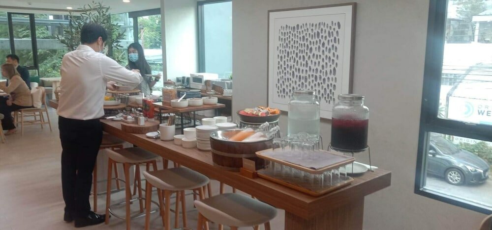 Фото Wellness Stay & Hotel Sukhumvit 107