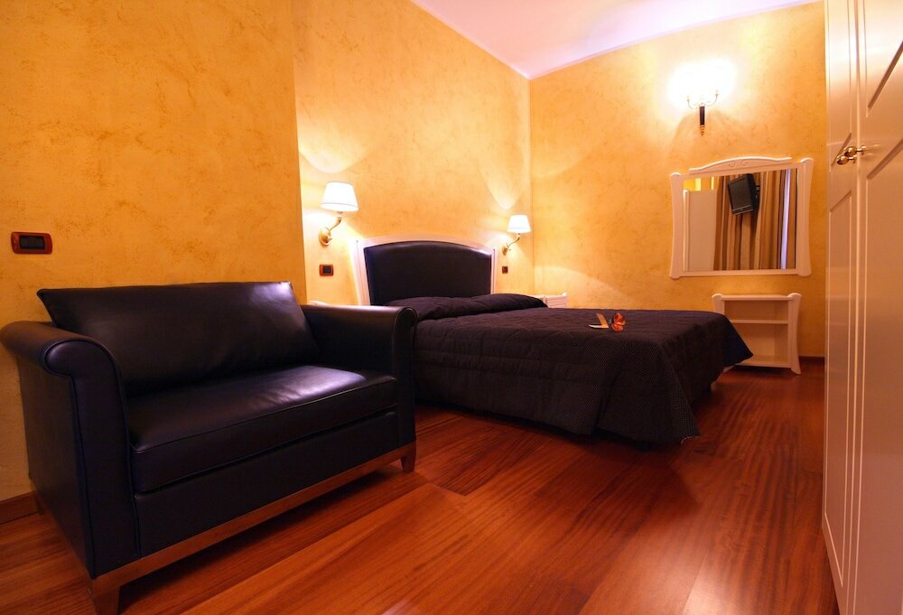 Фото Hotel Rojan