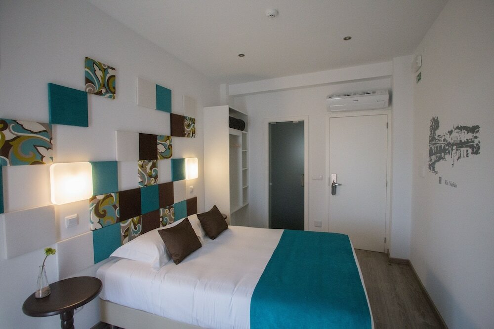 Фото Thomar Story