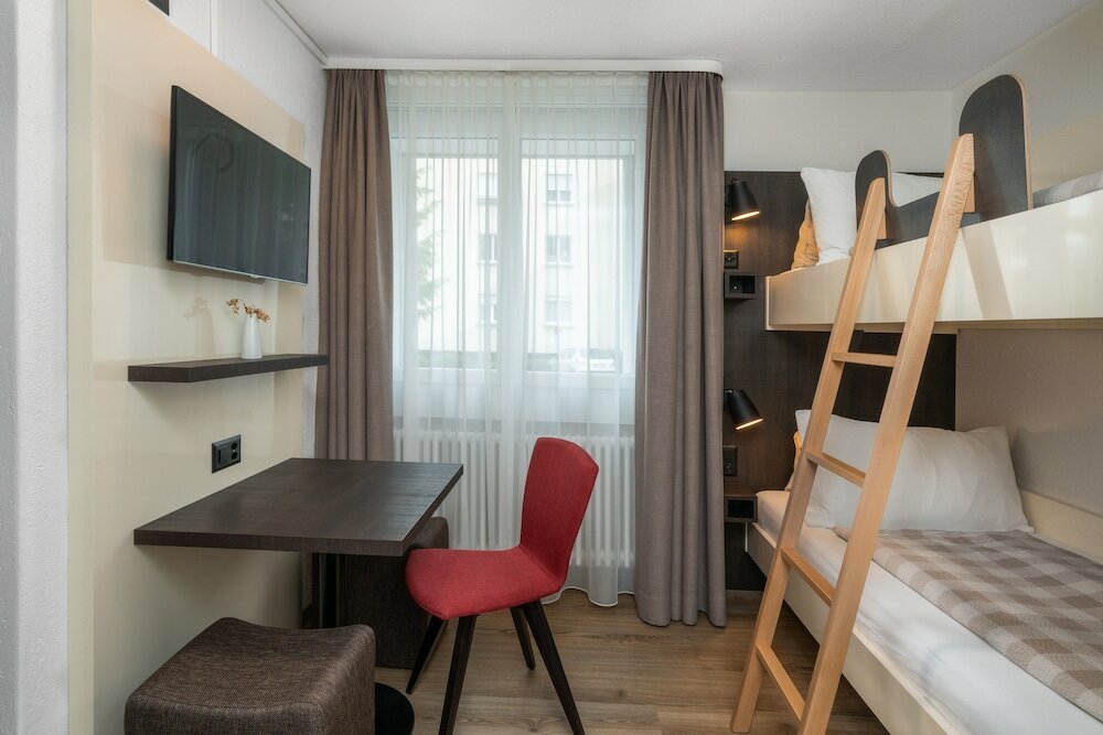 Фото Hotel Derby Interlaken - Action & Relax Hub