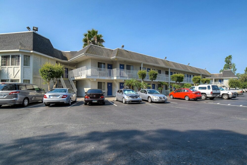 Фото Motel 6 El Cajon, Ca - San Diego
