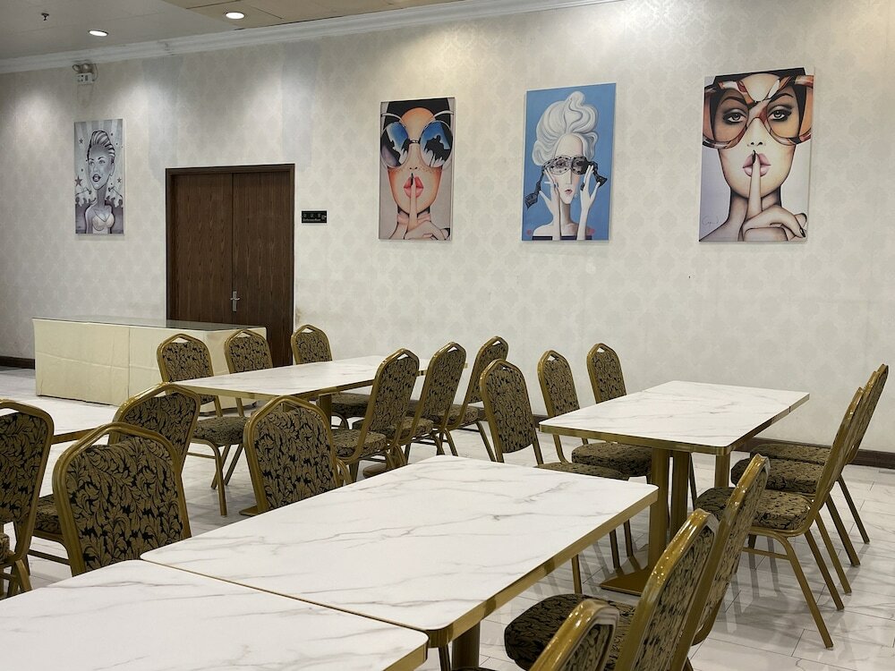 Фото Magnificent International Hotel Xintiandi People's Square