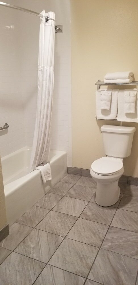 Фото Best Western Airport Albuquerque InnSuites Hotel & Suites