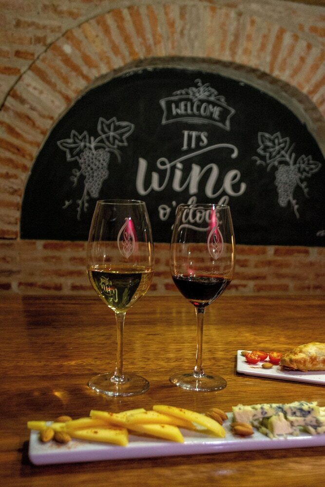 Фото Miravida Soho Hotel & Wine Bar