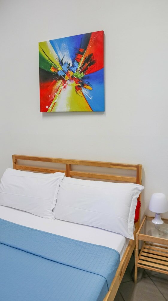 Фото I Am Here - Gioia 71