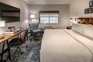Гостиница Four Points by Sheraton Anchorage Downtown