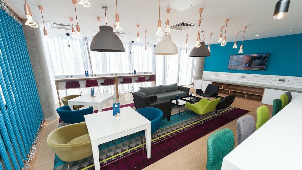 Фото Holiday Inn Express Aberdeen Airport, an Ihg Hotel