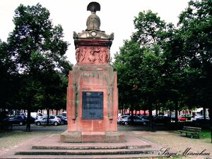 Статуя генерала Дезе (Grand Est, Bas-Rhin, Arrondissement de Strasbourg, Strasbourg), landmark, attraction