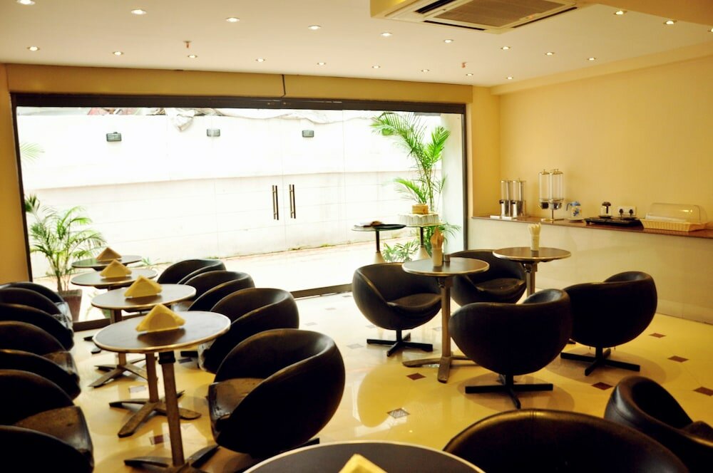 Фото Astoria Hotel