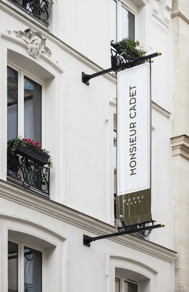 Фото Monsieur Cadet Hôtel & SPA