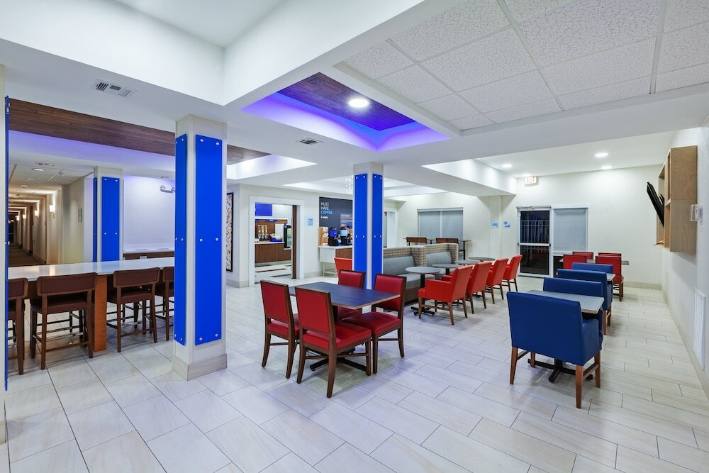 Фото Holiday Inn Express New Orleans East, an Ihg Hotel