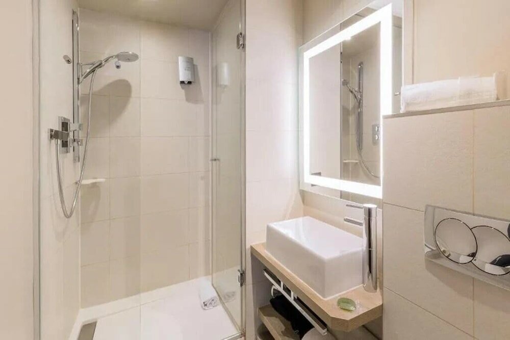 Фото Comfort Hotel Saint Pierre