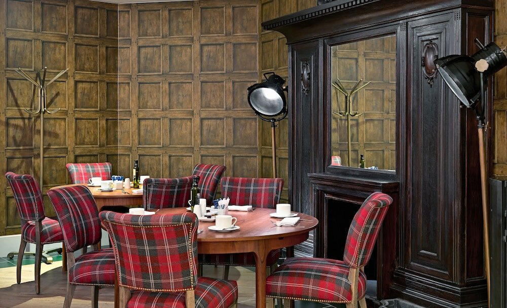 Фото H10 Montcada