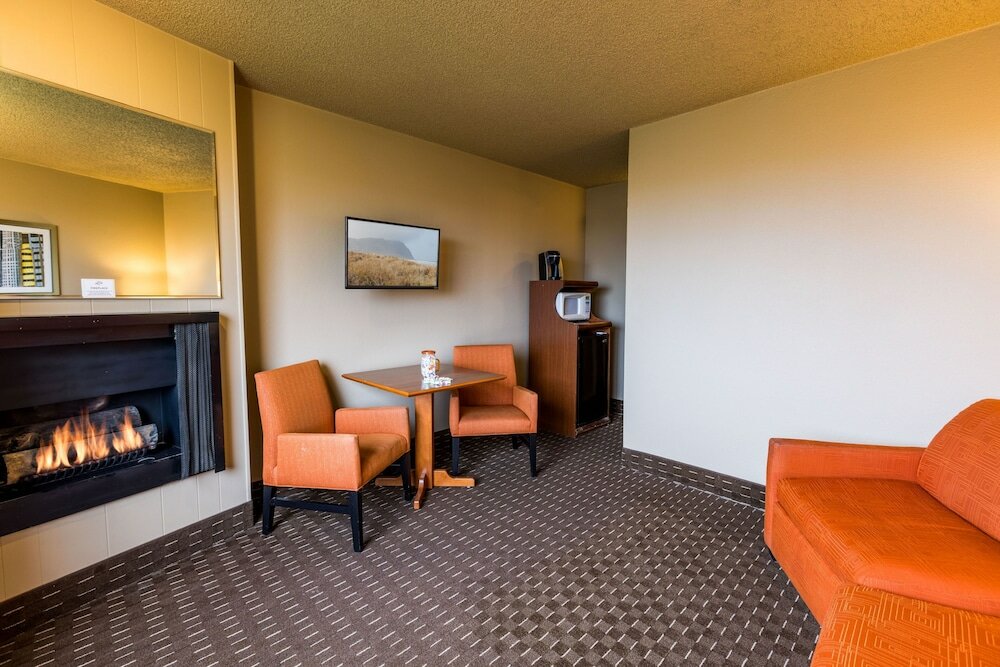 Фото Ebb Tide Oceanfront Inn