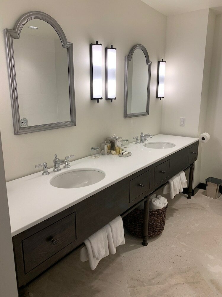 Фото Valencia Riverwalk