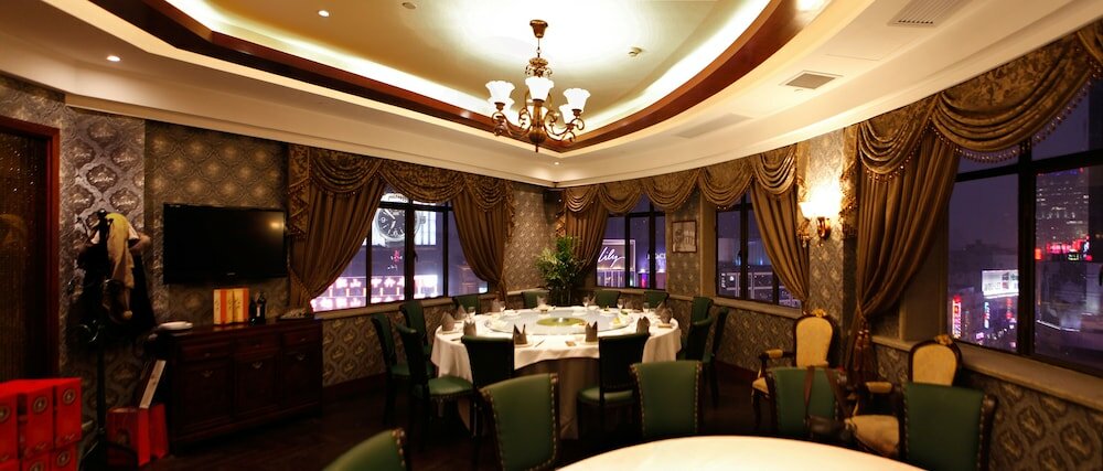 Фото Seventh Heaven Hotel