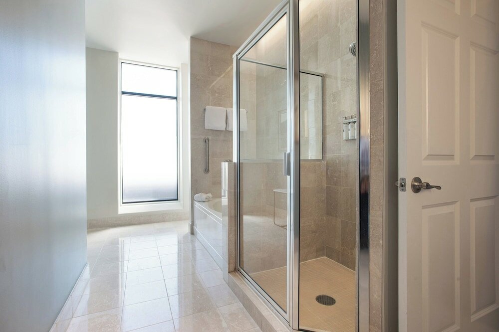 Фото Magnolia Hotel Houston, A Tribute Portfolio Hotel