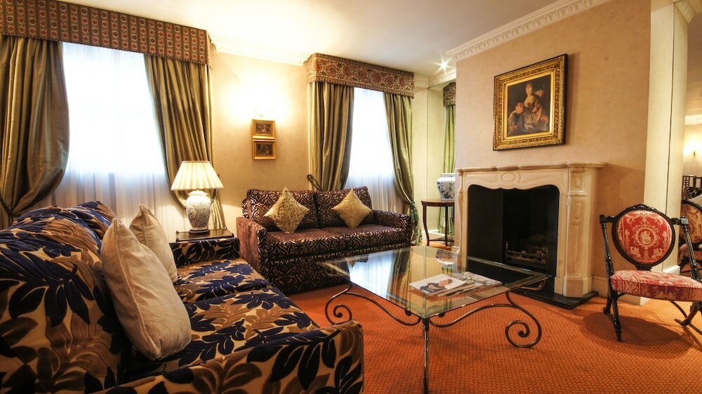 Фото The Leonard Hotel