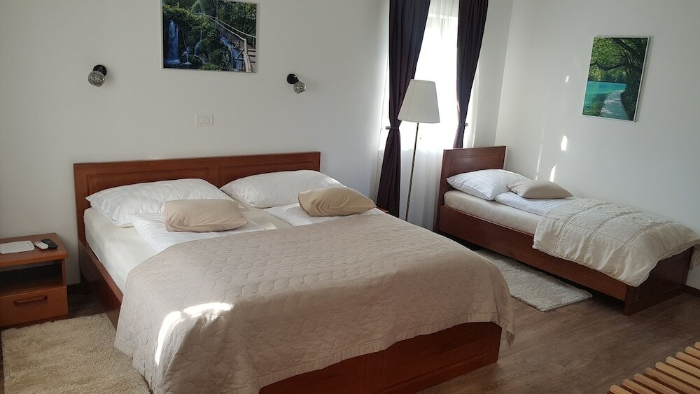 Фото Plitvice Lakes Villa Prica